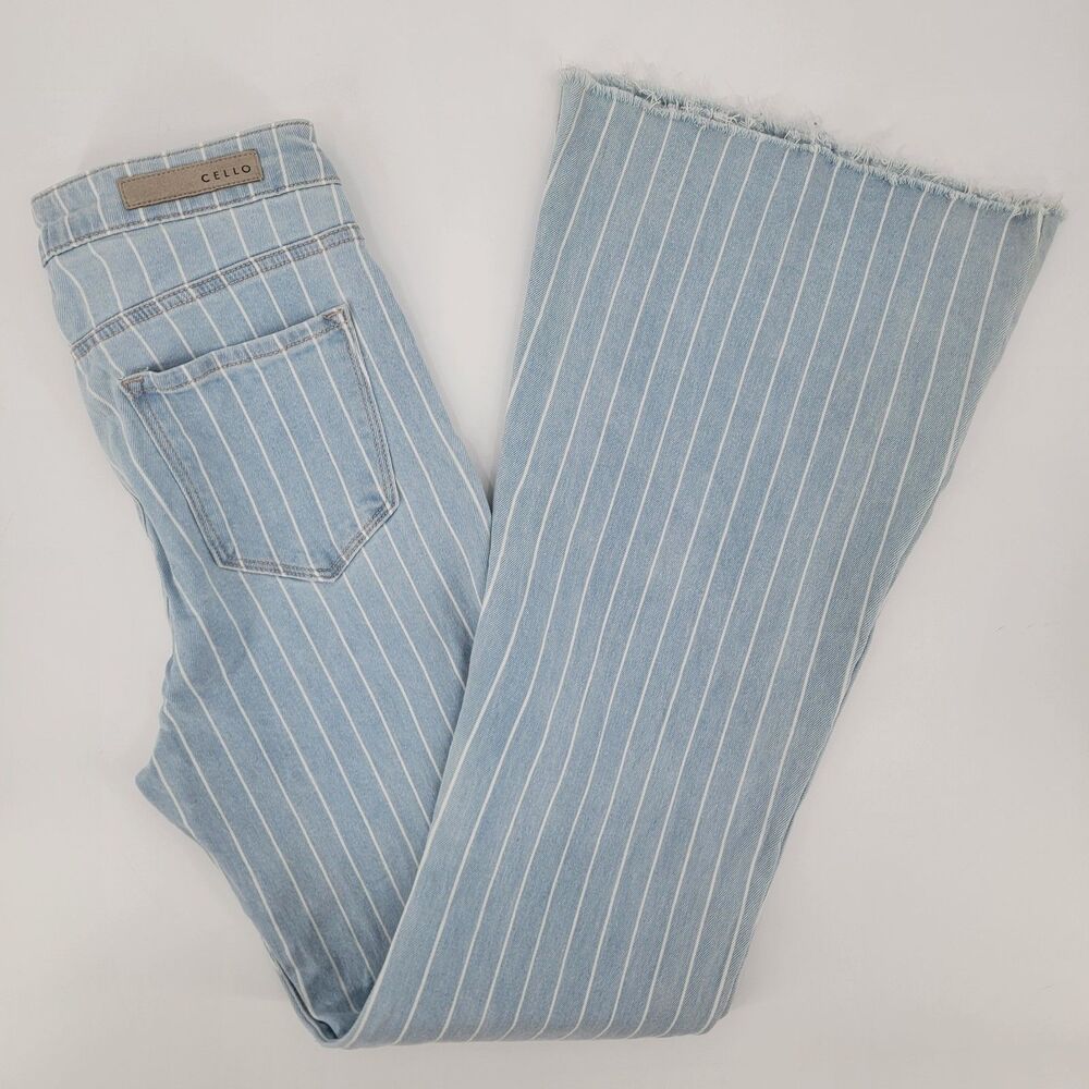Cello LA Jr. Womens 7 Lt. Blue White Stripes Cotton Stretch Raw Hem Flare Pants